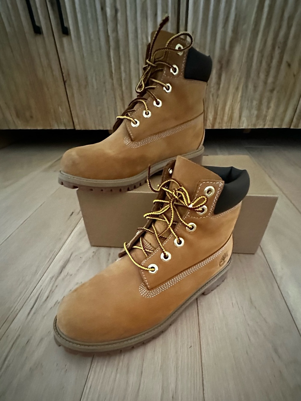 Timberland boots size 7 - Picture 2 of 10